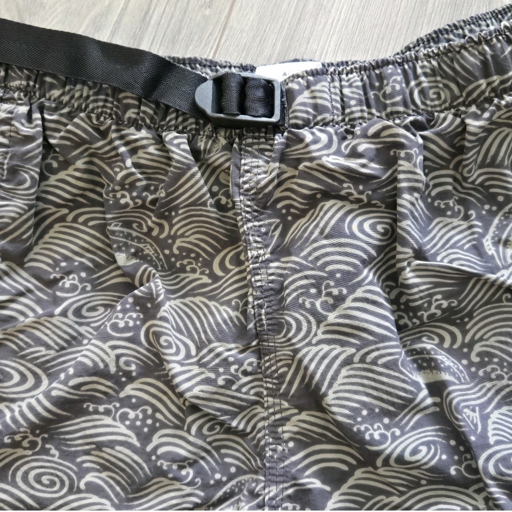 Vintage Patagonia River Shorts Mens XL Fish Print Tribal Wave Belted 5.5" Lined - Picture 4 of 9